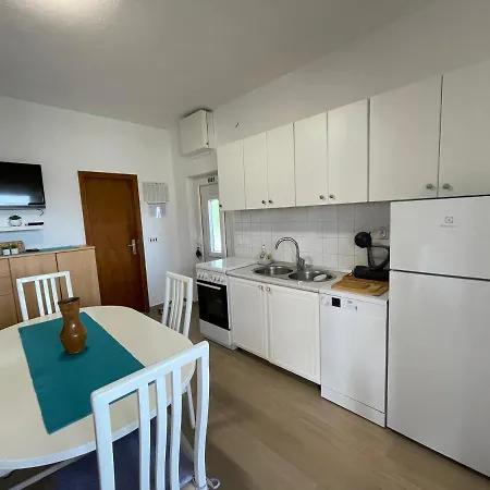 Apartman Emilija Vinisce Exterior photo
